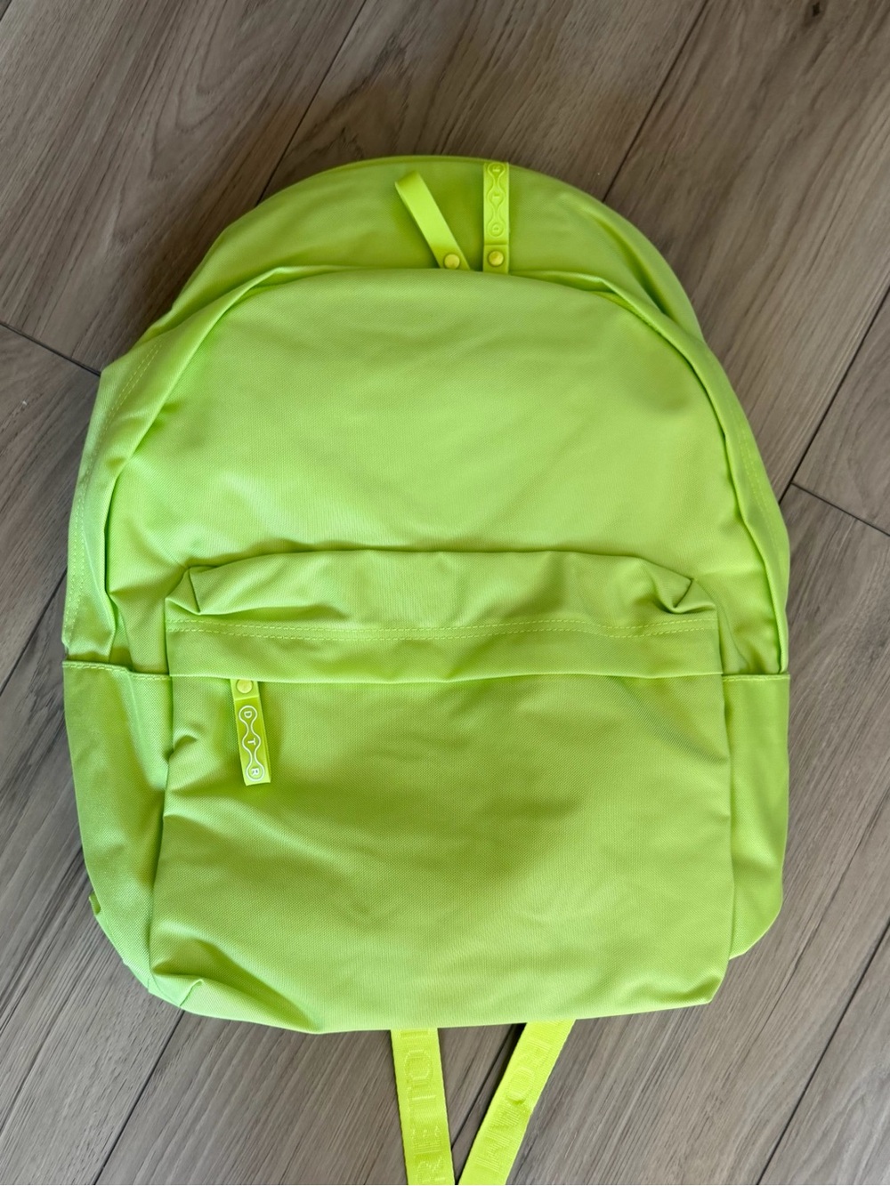 Dare To Roam (DTR) Prodigy Halogen Laptop Drink Pouch Neon Lime Green Backpack